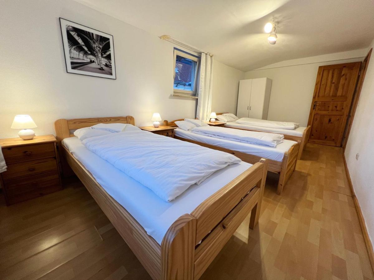 85Qm - Zentrale Lage - Parkplatz Apartment Гьотинген Екстериор снимка